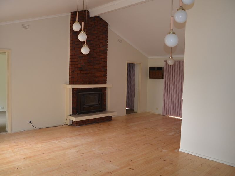 1 Galloway Grove, Bayswater North VIC 3153