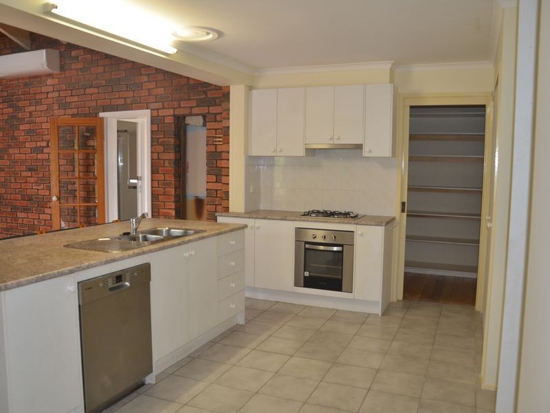 1 Galloway Grove, Bayswater North VIC 3153
