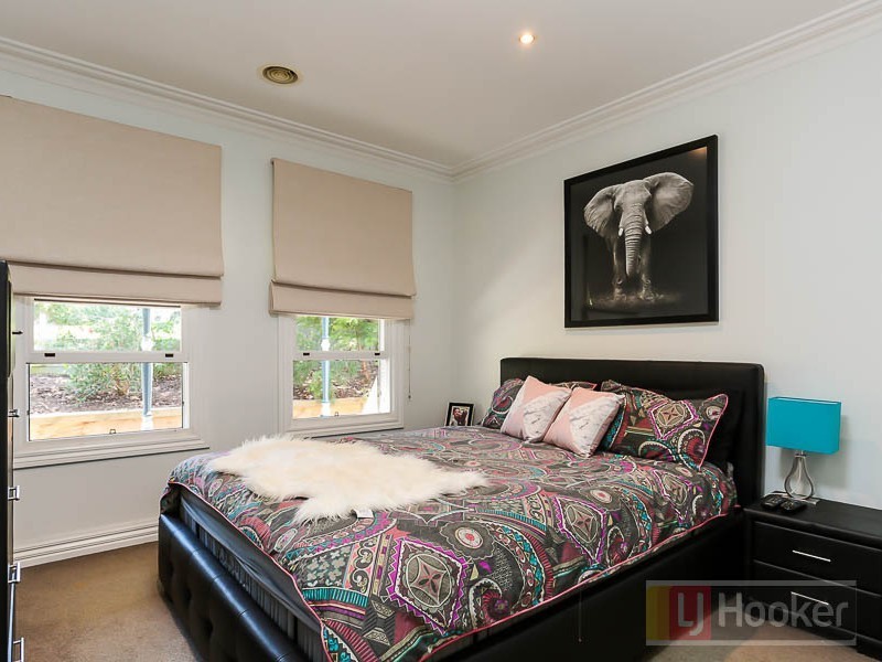 32 Benbow Crescent, Boronia VIC 3155