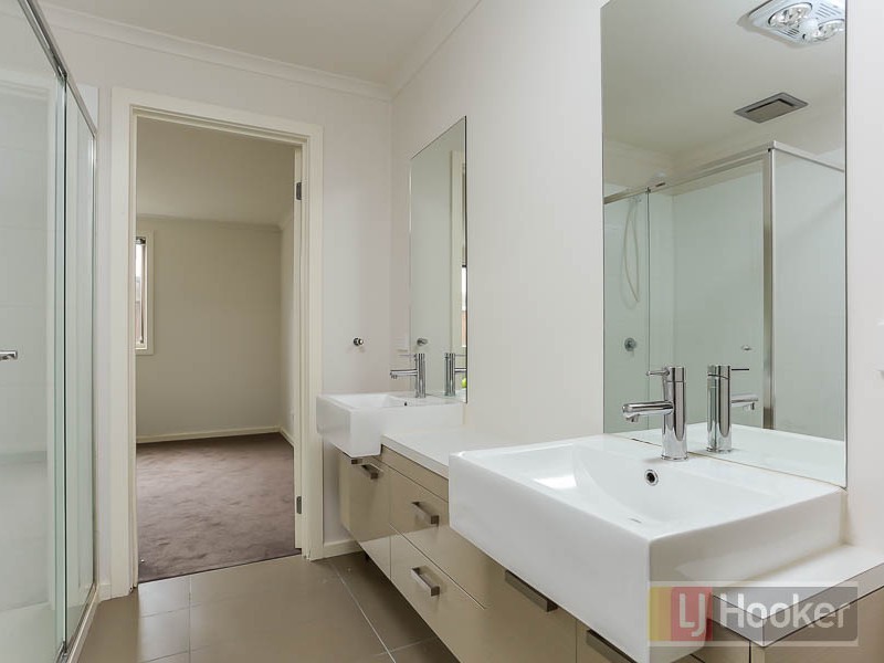 Unit 2/8 Pine Crescent, Boronia VIC 3155