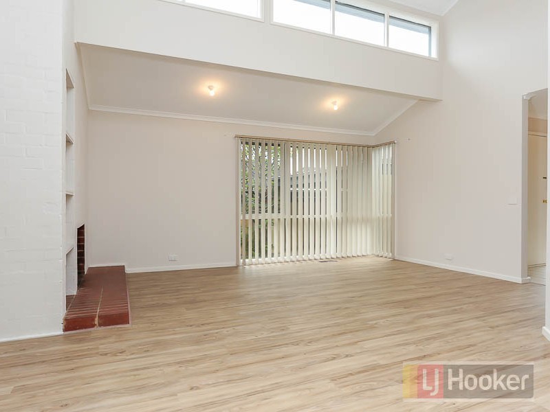 21 Mistletoe Close, Knoxfield VIC 3180