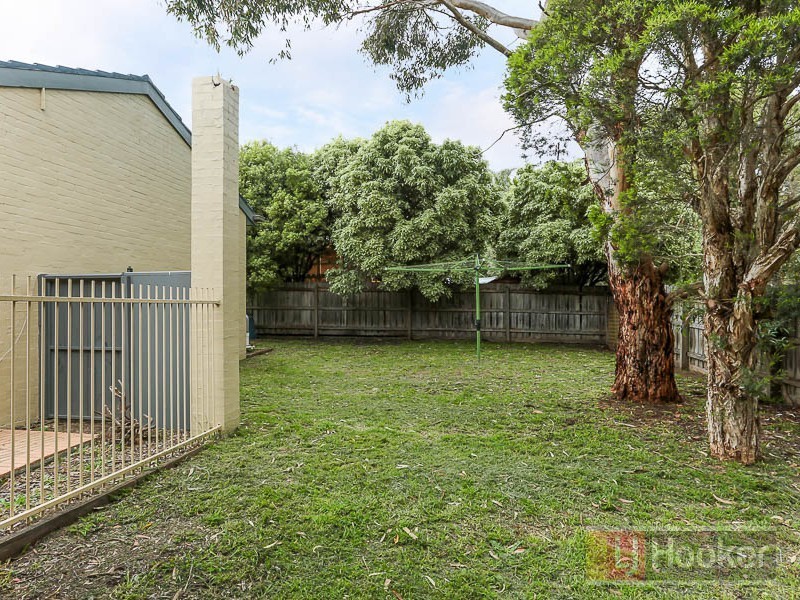 21 Mistletoe Close, Knoxfield VIC 3180