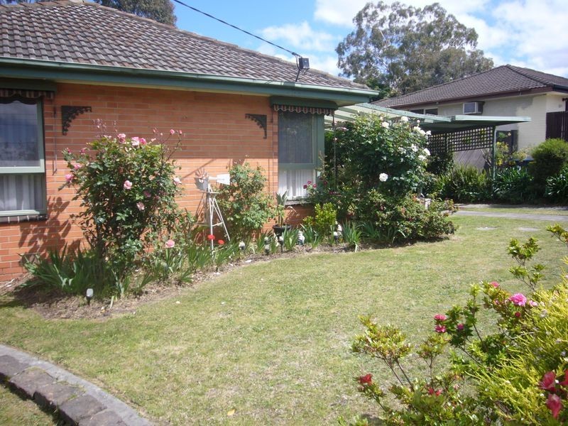 6 Benbow Crescent, Boronia VIC 3155
