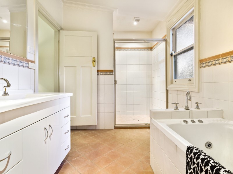 24 Lachlan Road, Boronia VIC 3155