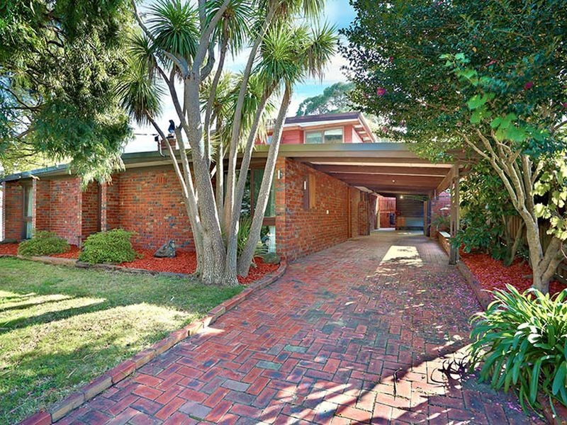 11 Wilkes Street, Ferntree Gully VIC 3156
