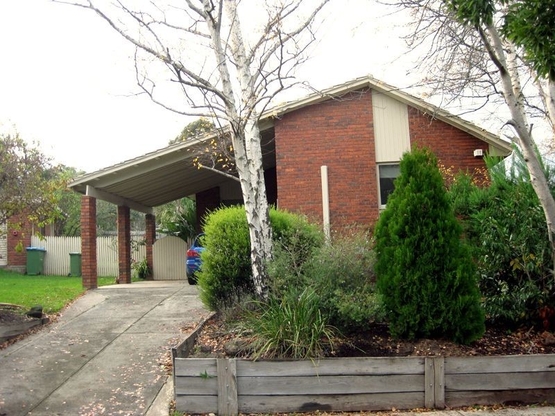 35 Sherman Drive, Bayswater North VIC 3153
