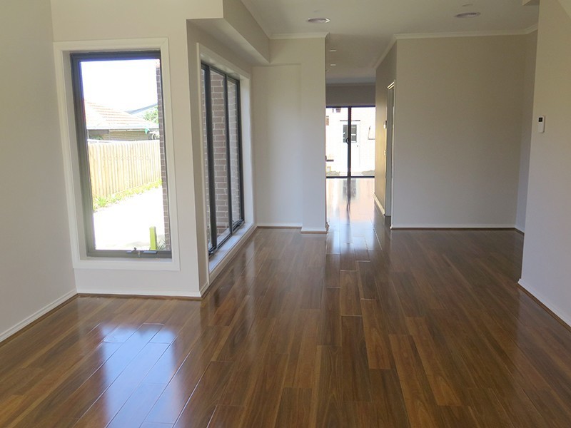 2/43 David Street, Knoxfield VIC 3180