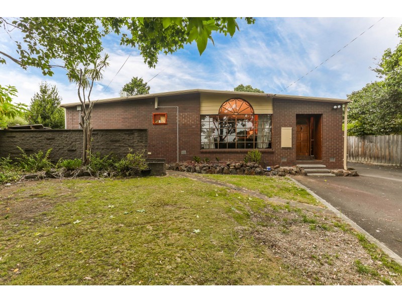 10 Batavia Avenue, Boronia VIC 3155