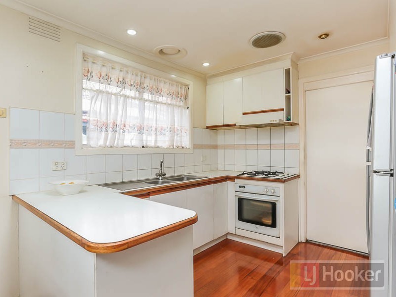 16 Zarro Street, Scoresby VIC 3179