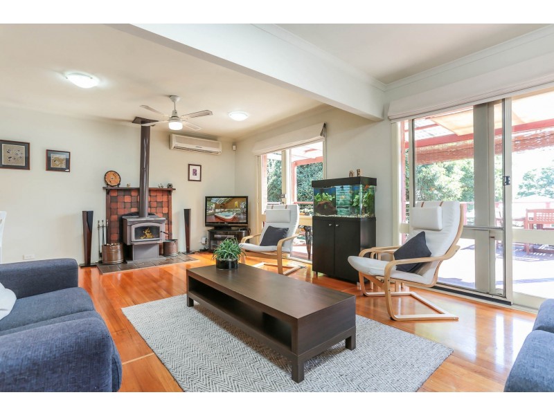 8 Duncan Avenue, Boronia VIC 3155