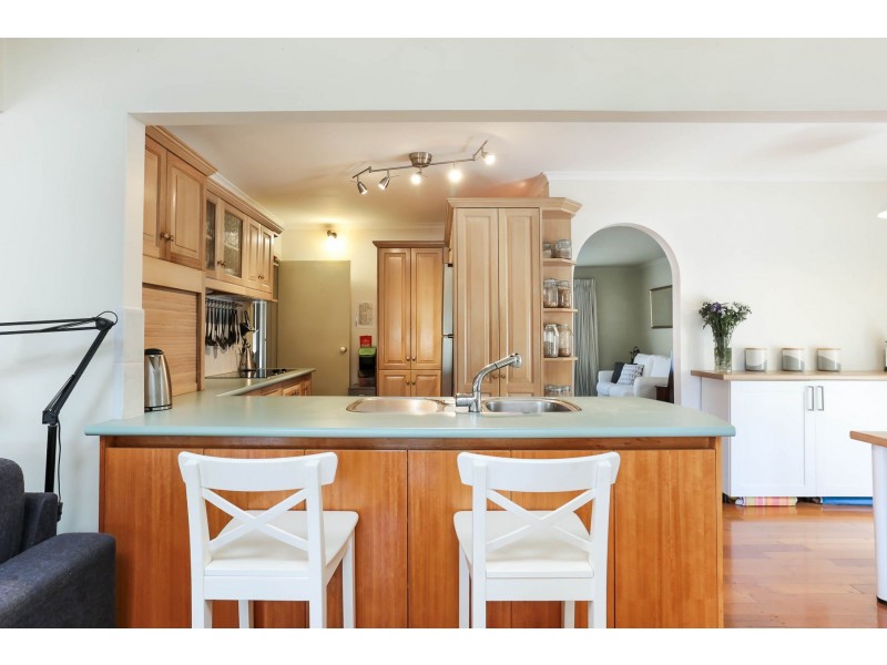 8 Duncan Avenue, Boronia VIC 3155