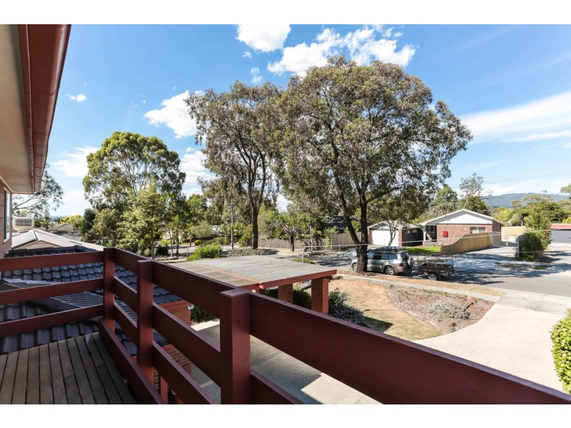 8 Duncan Avenue, Boronia VIC 3155