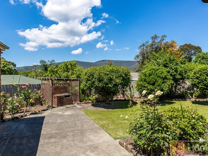 6 Nairana Court, Ferntree Gully VIC 3156