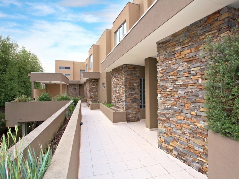 4/6 Orchid Avenue, Boronia VIC 3155