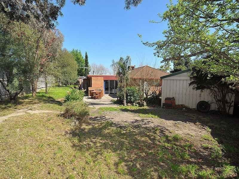 29 Balladonia Road, Rowville VIC 3178