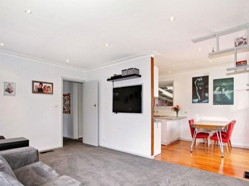 27 Charlotte Road, Boronia VIC 3155