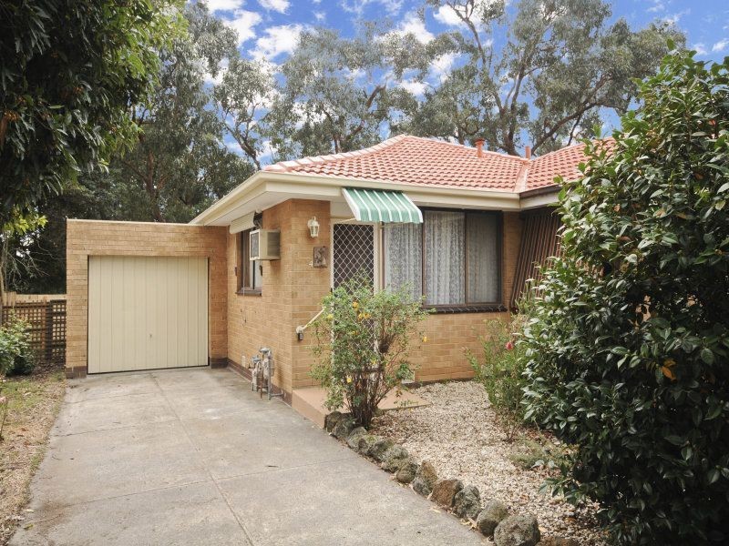 10 Laurel Avenue, Boronia VIC 3155