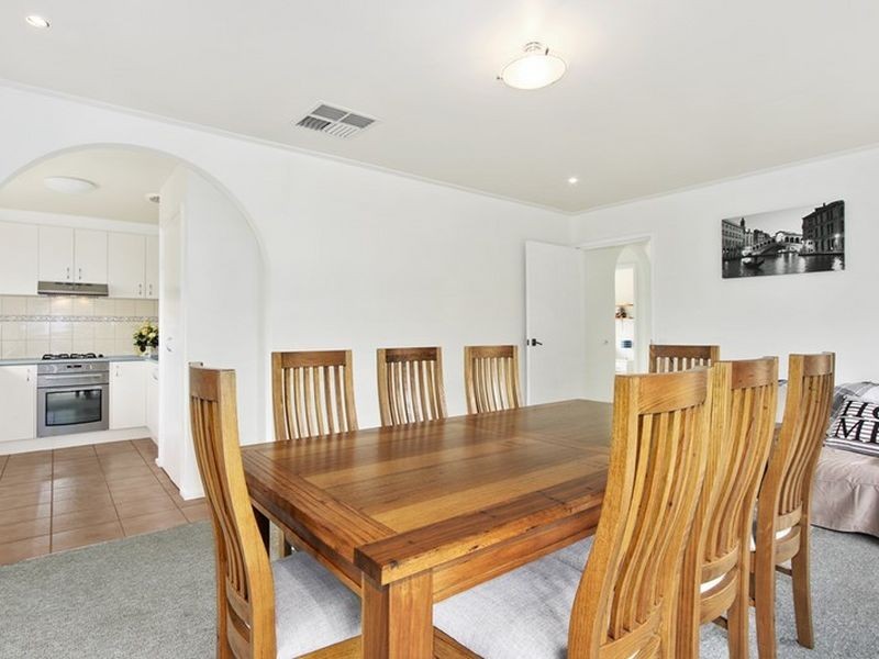 3 Tibarri Court, Mooroolbark VIC 3138