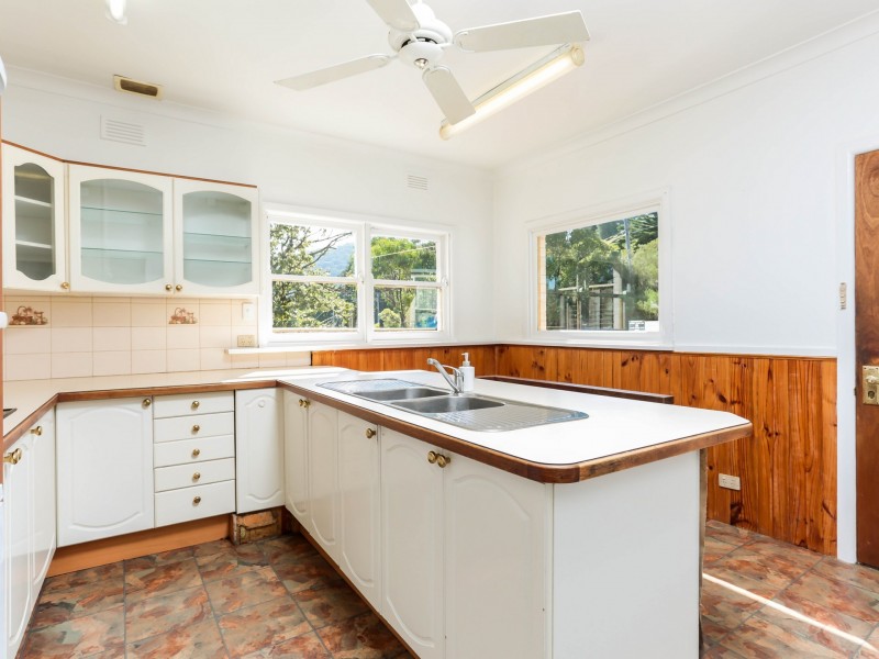 46 Clematis Avenue, Ferntree Gully VIC 3156