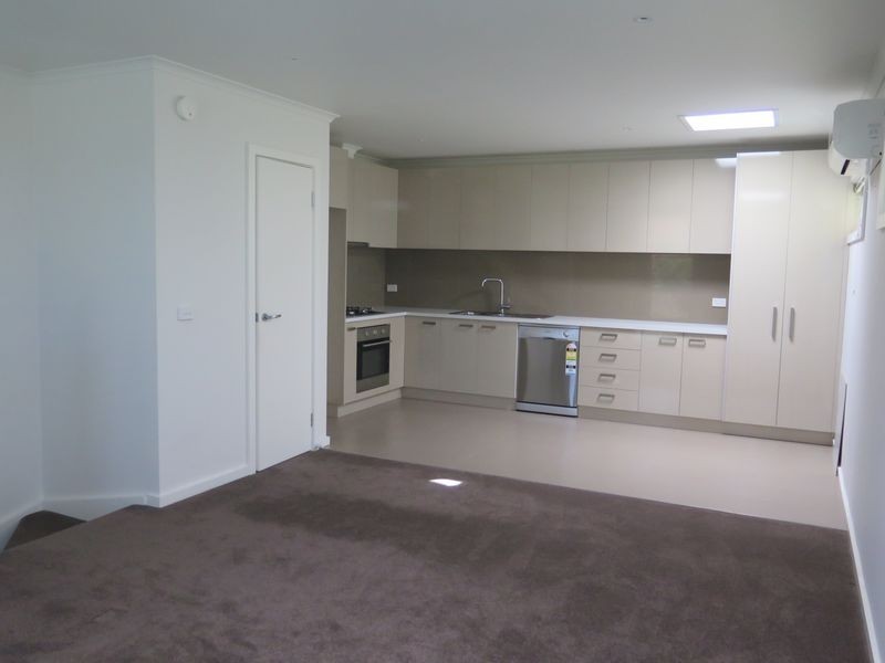 2/8 Pine Crescent, Boronia VIC 3155