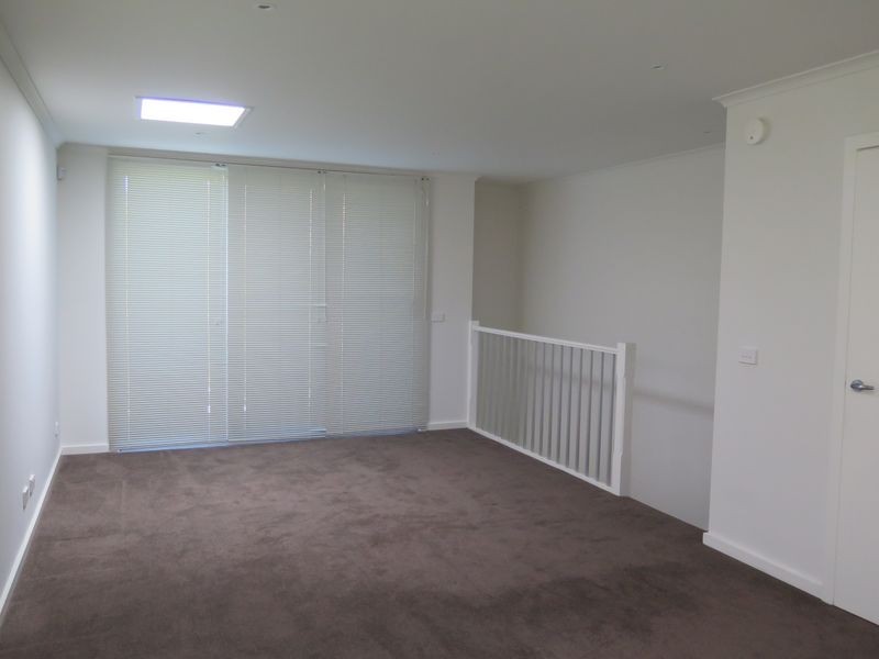 2/8 Pine Crescent, Boronia VIC 3155