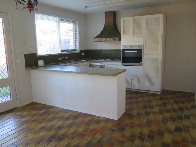 1 Belot Close, Bayswater VIC 3153