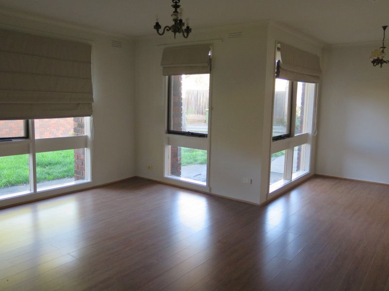 1 Belot Close, Bayswater VIC 3153