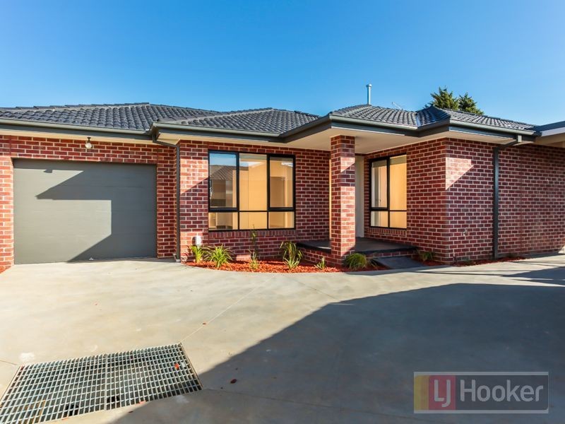 2/27 Adele Avenue, Ferntree Gully VIC 3156