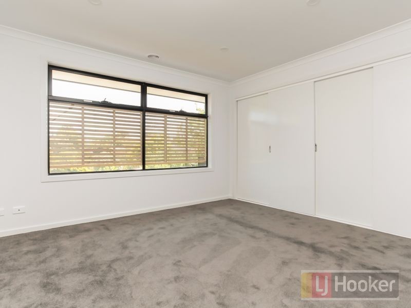 4/2 Lynn Drive, Ferntree Gully VIC 3156