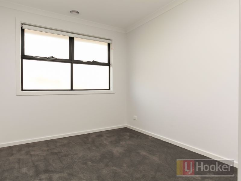 4/2 Lynn Drive, Ferntree Gully VIC 3156