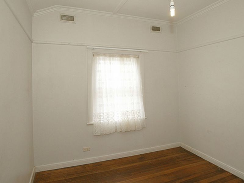 27 Chandler Road, Boronia VIC 3155