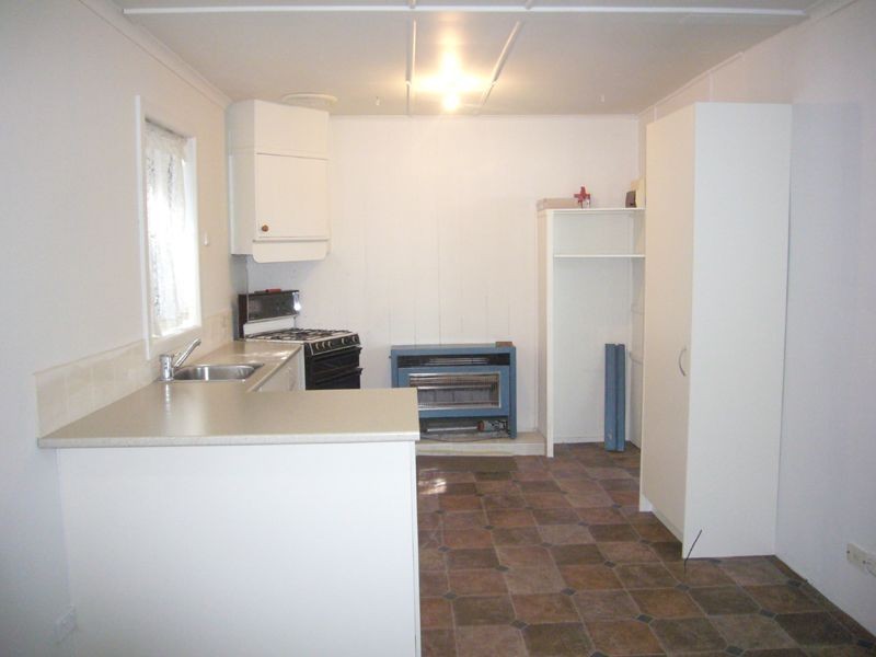 2/2 Little Opie Street, Ferntree Gully VIC 3156