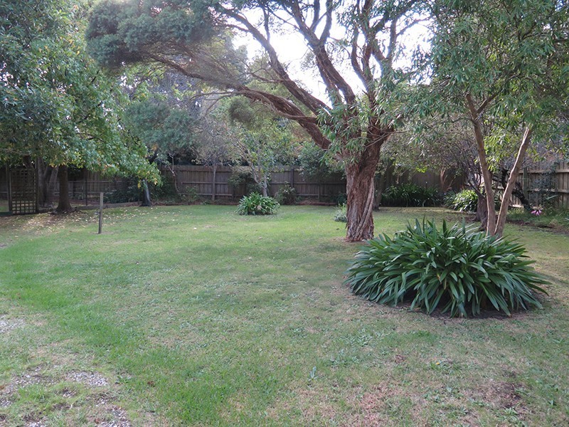 2/13 Mc Donald Crescent, Boronia VIC 3155