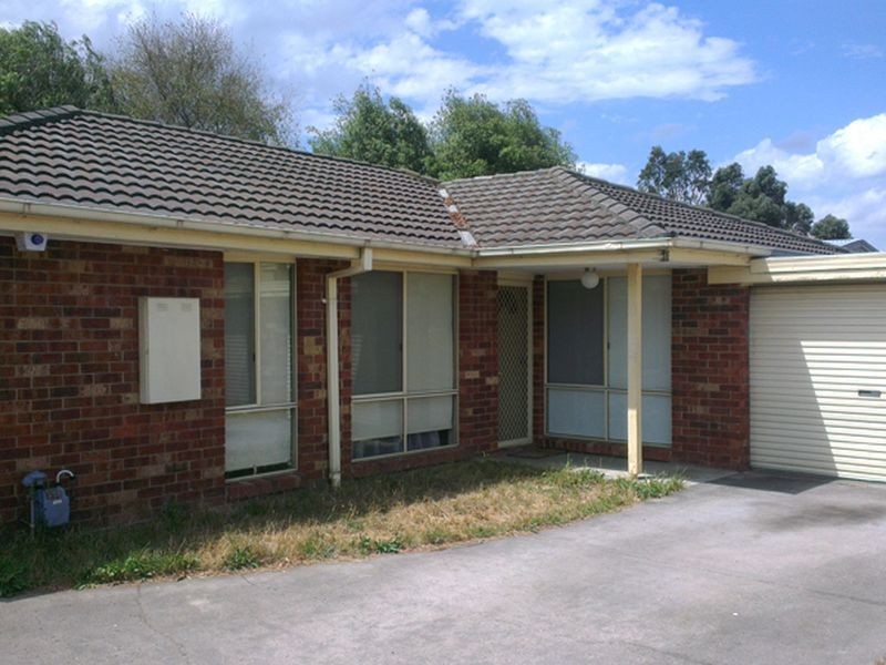 2/2 Bluegum Court, Narre Warren VIC 3805