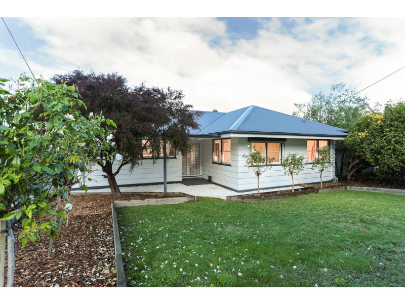 Unit 1/11 Stradbroke Road, Boronia VIC 3155