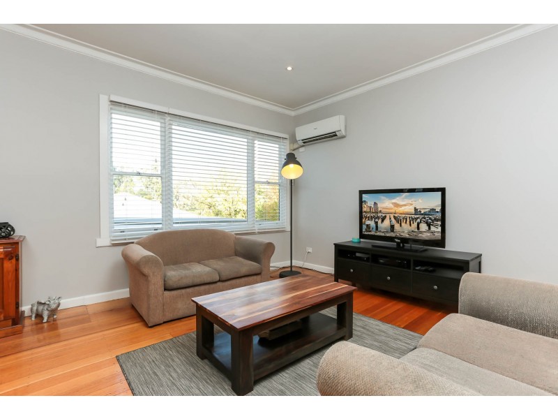 Unit 1/11 Stradbroke Road, Boronia VIC 3155