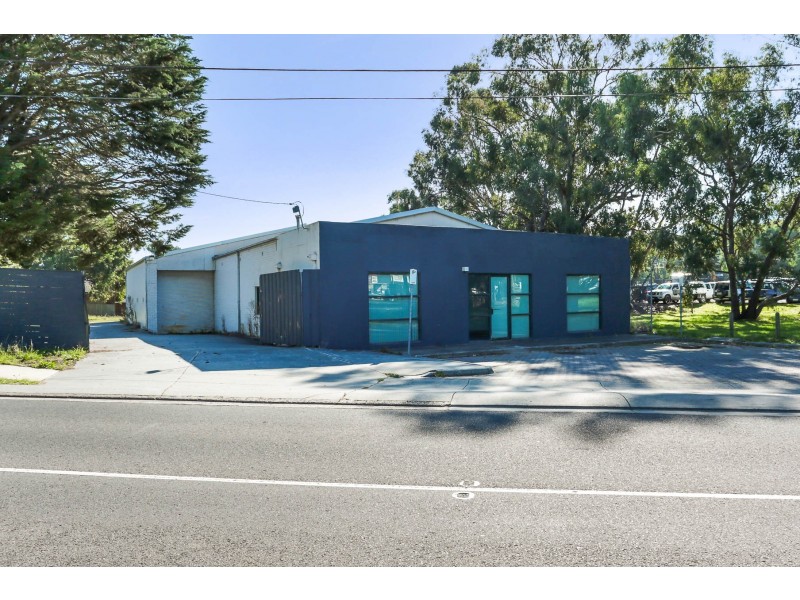 2 Francis Crescent, Ferntree Gully VIC 3156