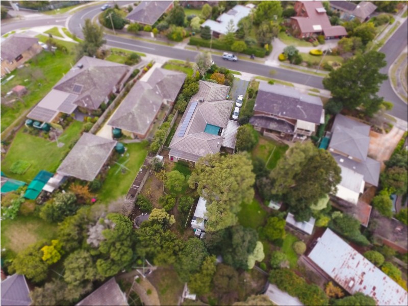 15 Edinburgh Road, Bayswater VIC 3153