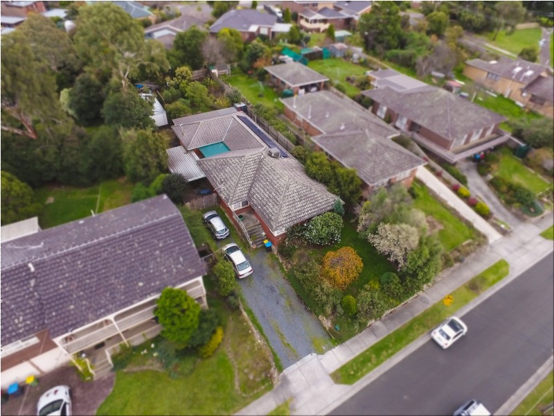 15 Edinburgh Road, Bayswater VIC 3153