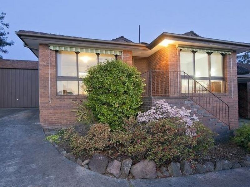 2/9 Rosella Avenue, Boronia VIC 3155