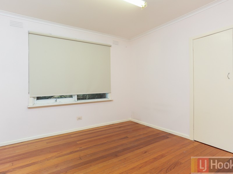 10 Deschamp Crescent, Rowville VIC 3178