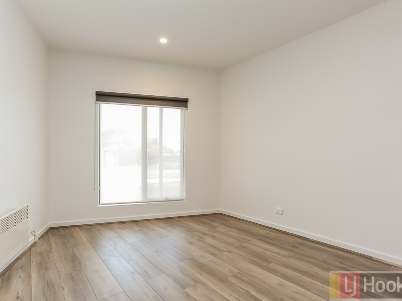 2A Springfield Road, Boronia VIC 3155