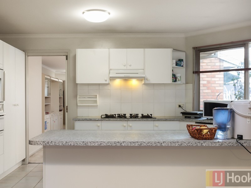 91 Waradgery Drive, Rowville VIC 3178