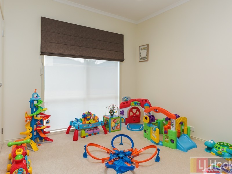 57 Victoria Knox Avenue, Rowville VIC 3178