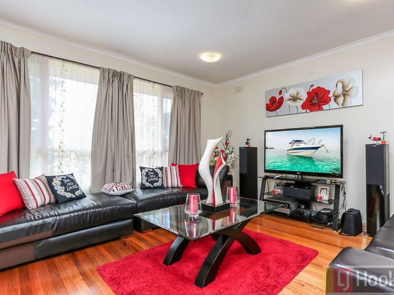 15 Wilkes Street, Ferntree Gully VIC 3156