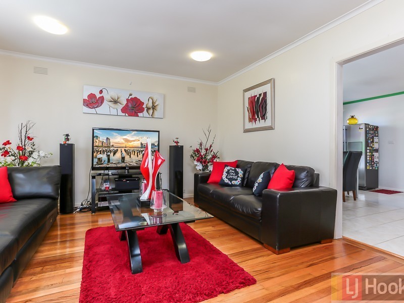 15 Wilkes Street, Ferntree Gully VIC 3156