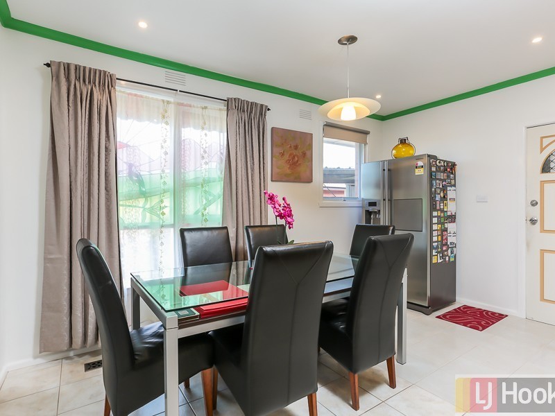 15 Wilkes Street, Ferntree Gully VIC 3156