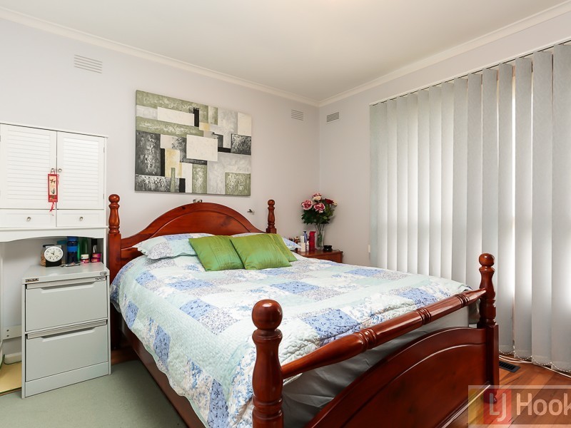 15 Wilkes Street, Ferntree Gully VIC 3156