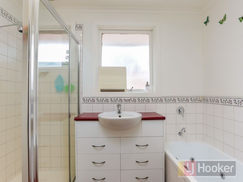 48 Lancaster Road, Mooroolbark VIC 3138