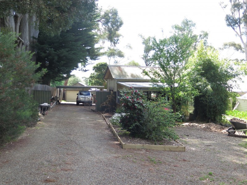 26 Augusta Road, The Basin VIC 3154